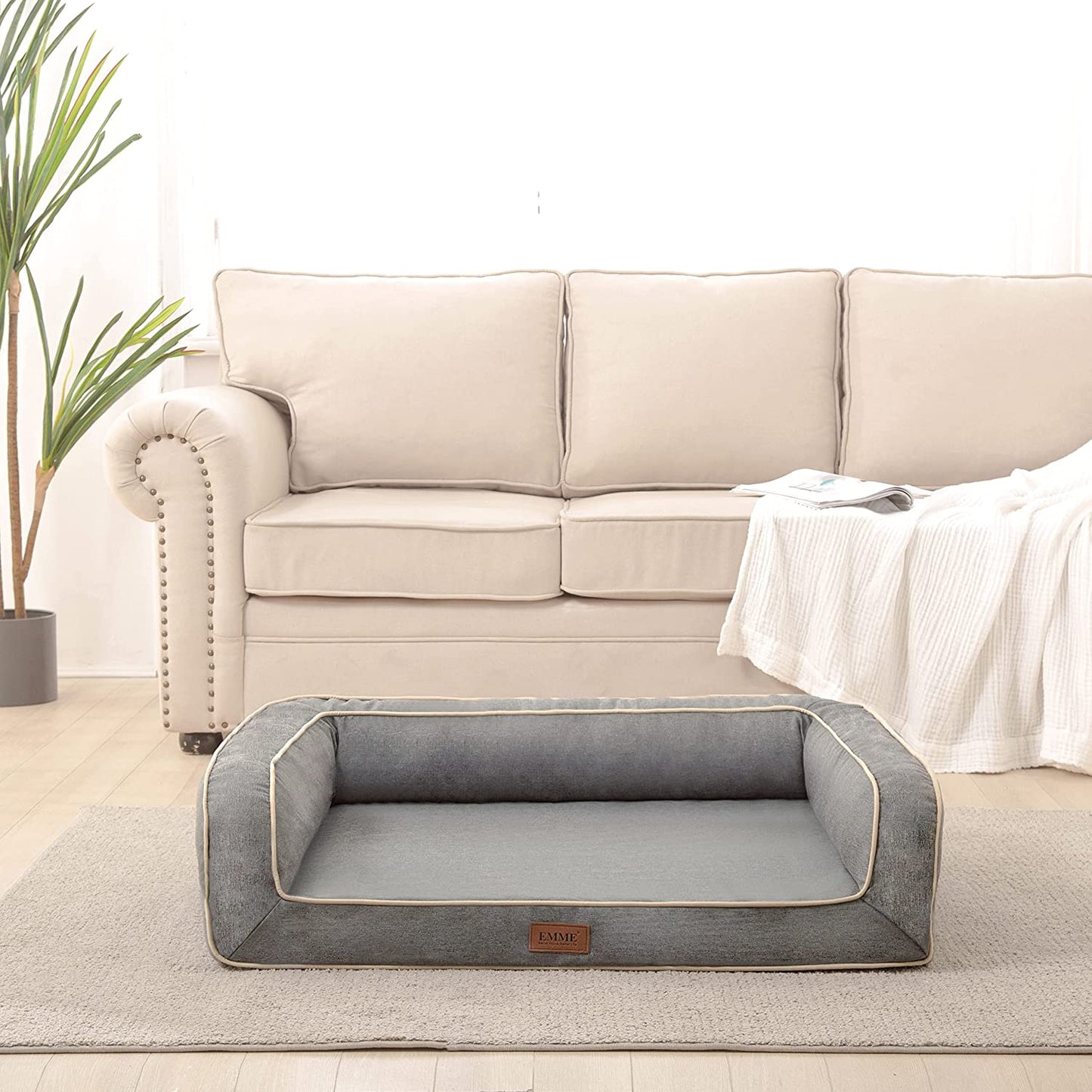 Revolutionary Orthopedic Dog Sofa Bed - Luxurious Egg Foam Mattress & Removable Linen Cover in Grey (Small) for Ultimate Doggy Comfort!